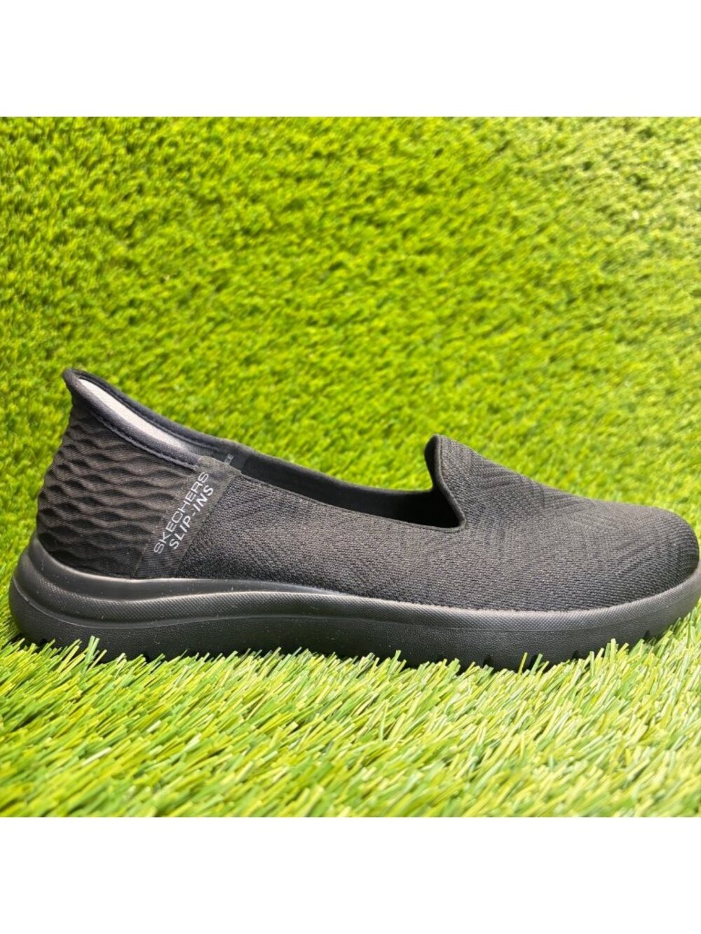 Skechers On The Go Flex Clover Womens Size 7 Black Casual Walking Slip On Shoes